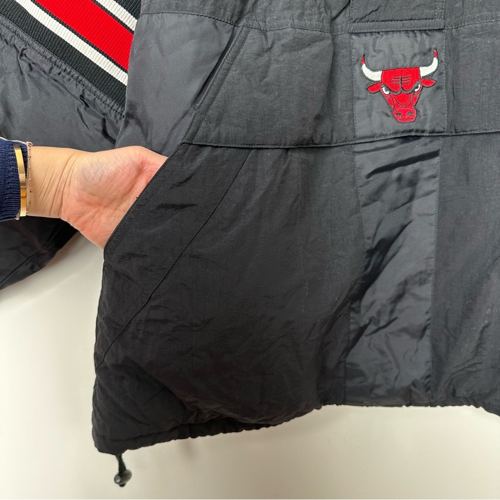 Vintage 90’s Chicago Bulls 1/4 Zip Pullover Embroidered Starter Jacket - Picture 8 of 15